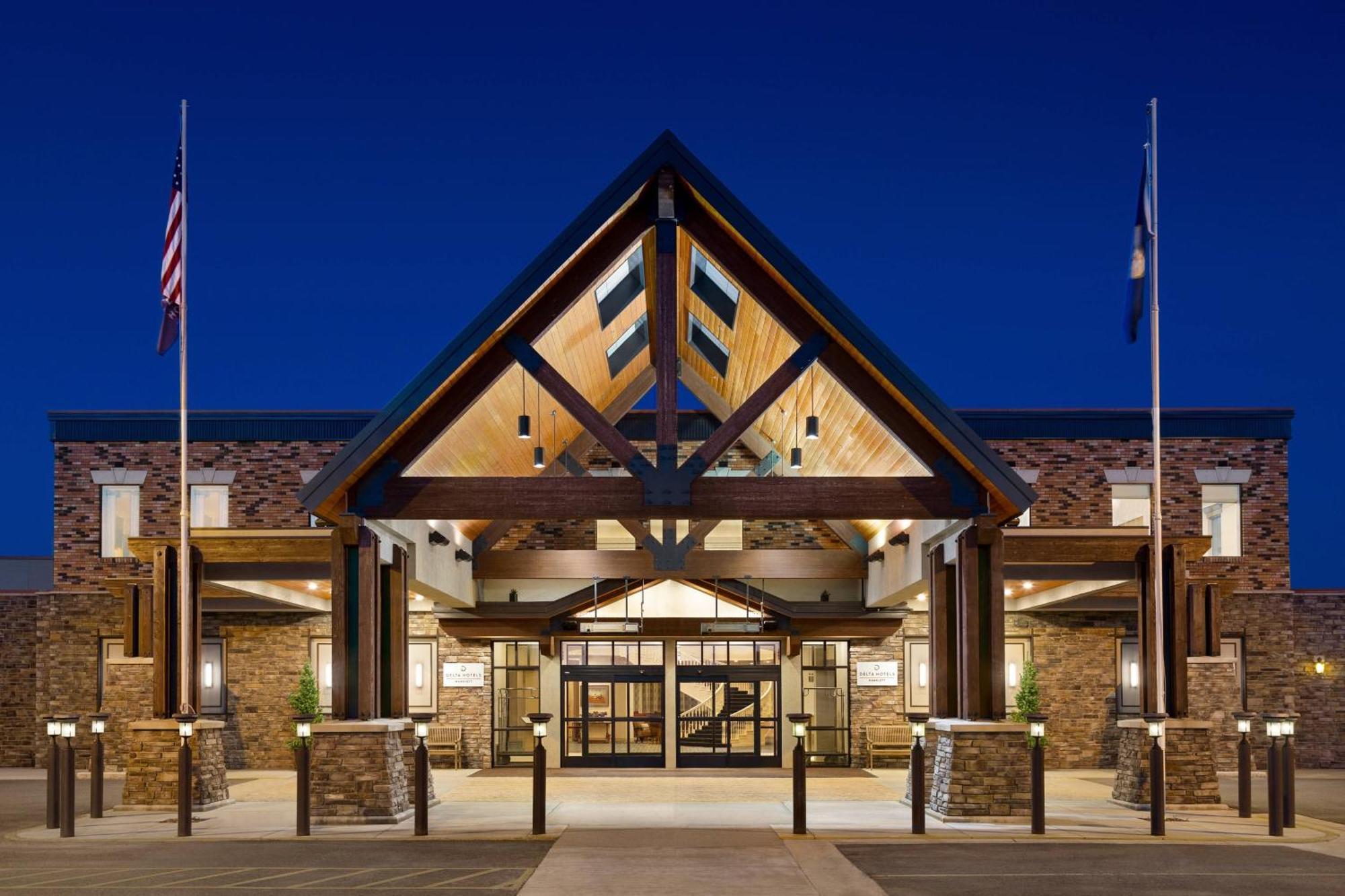 Delta Hotels by Marriott Helena Colonial Exteriör bild